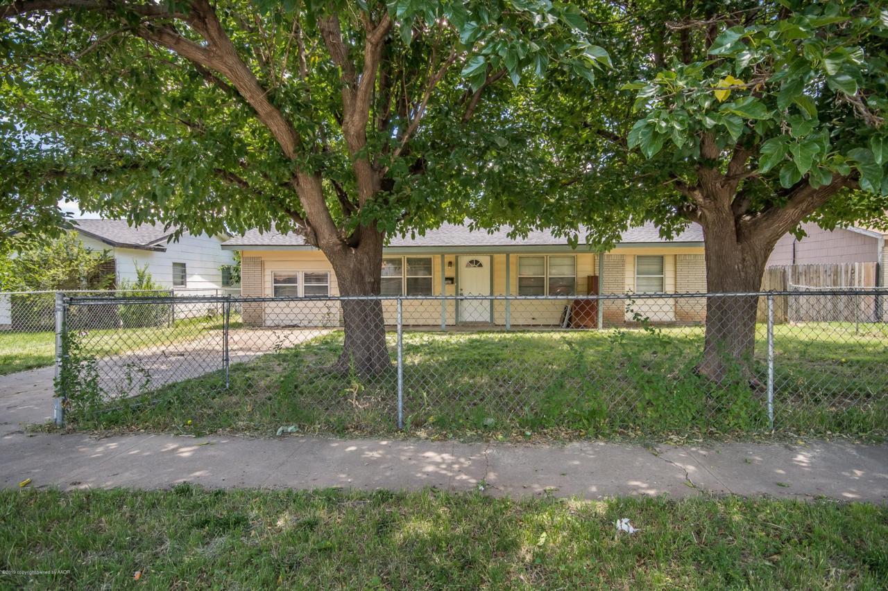 1009 Nance St - Photo 1