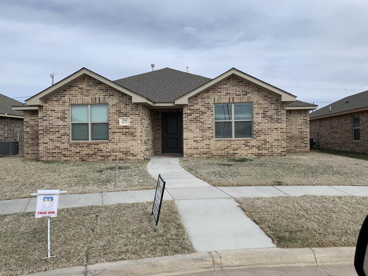 2702 Simkins Ln - Photo 1