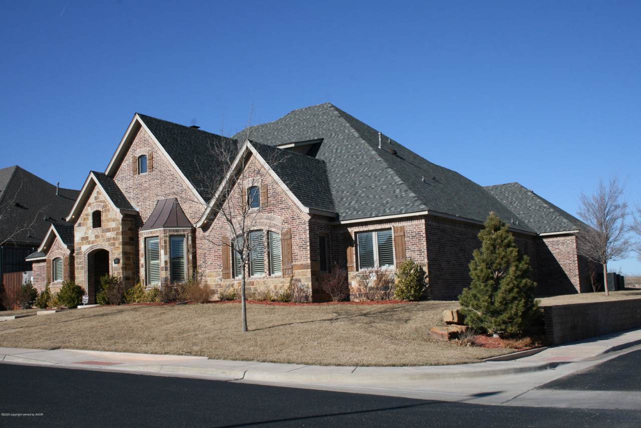 6400 Basswood Ln - Photo 1