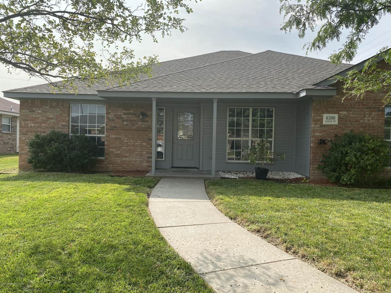 6300 Leigh St - Photo 1