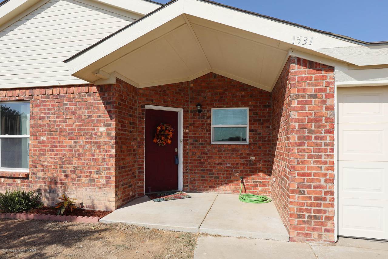 1531 12TH Ave - Photo 1