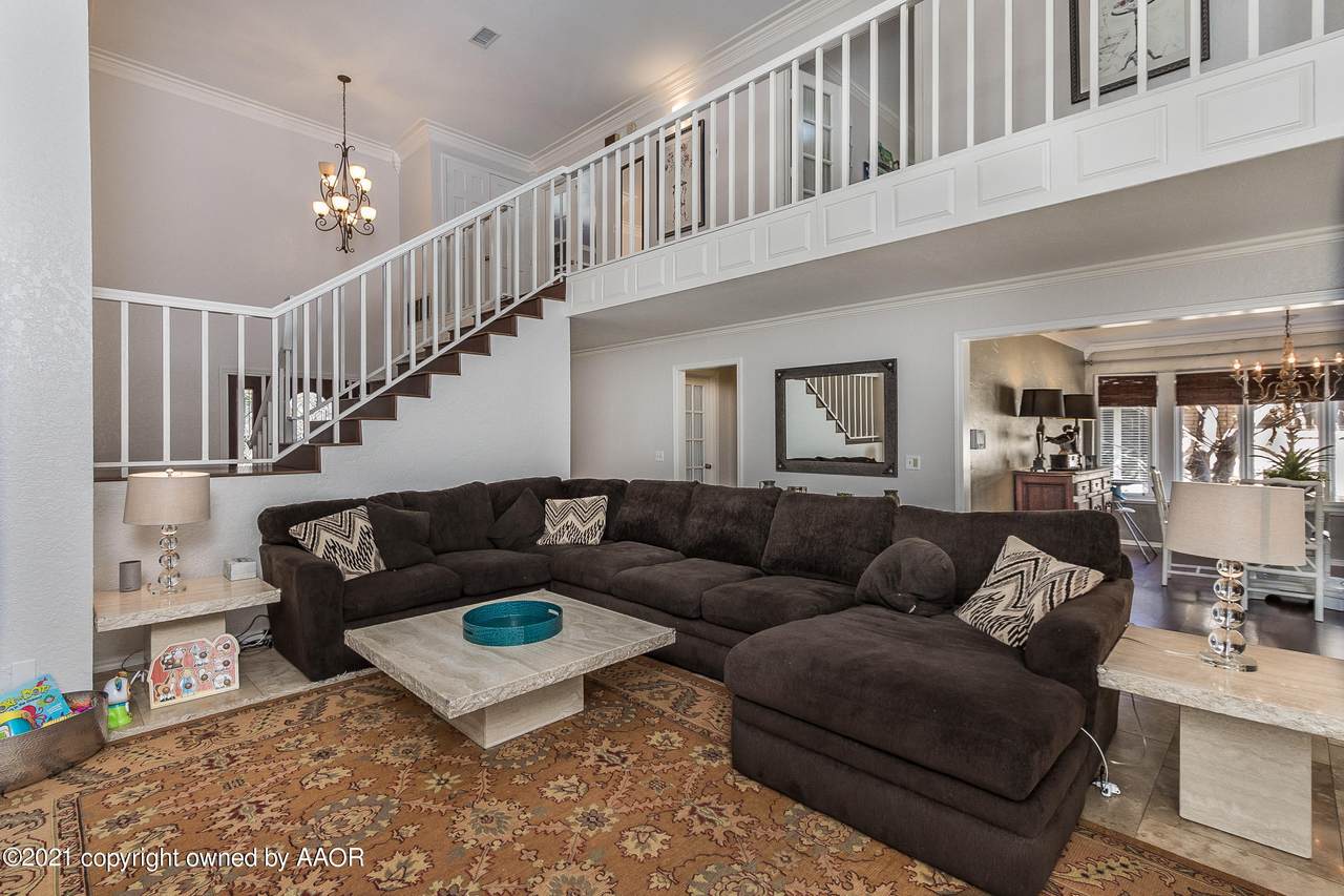 2115 Hughes St - Photo 1