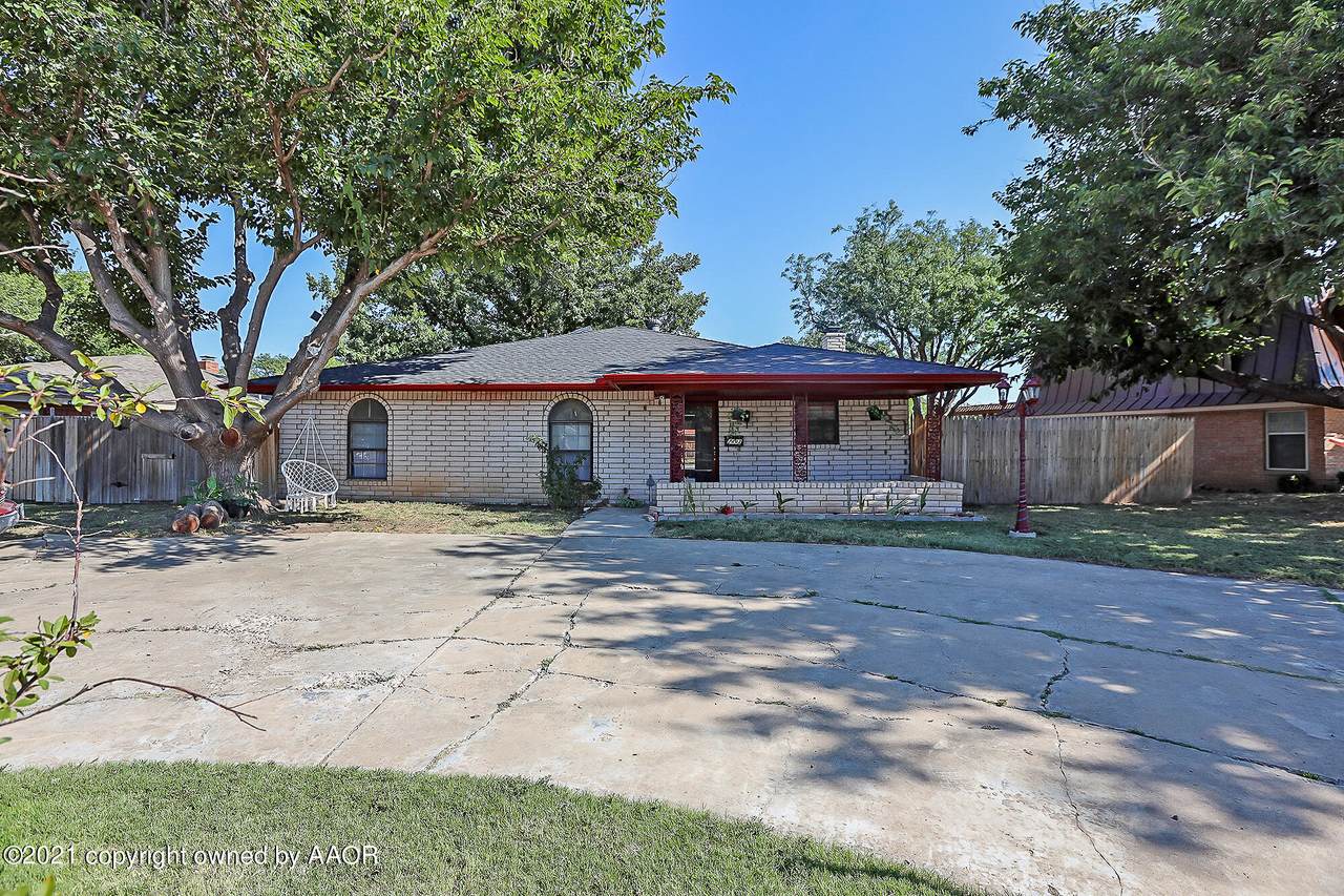 2402 26th Ave - Photo 1