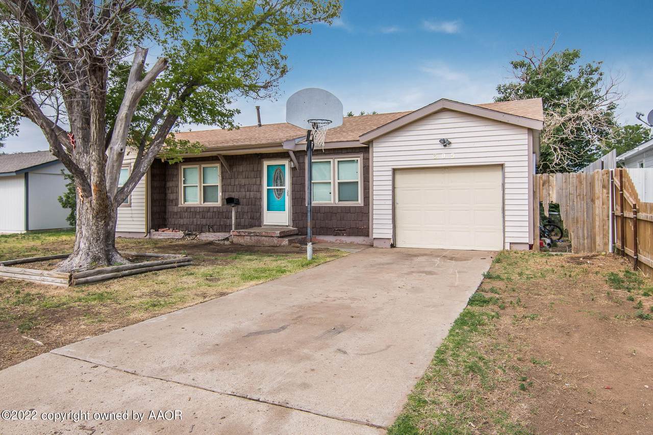 305 Oak - Photo 1