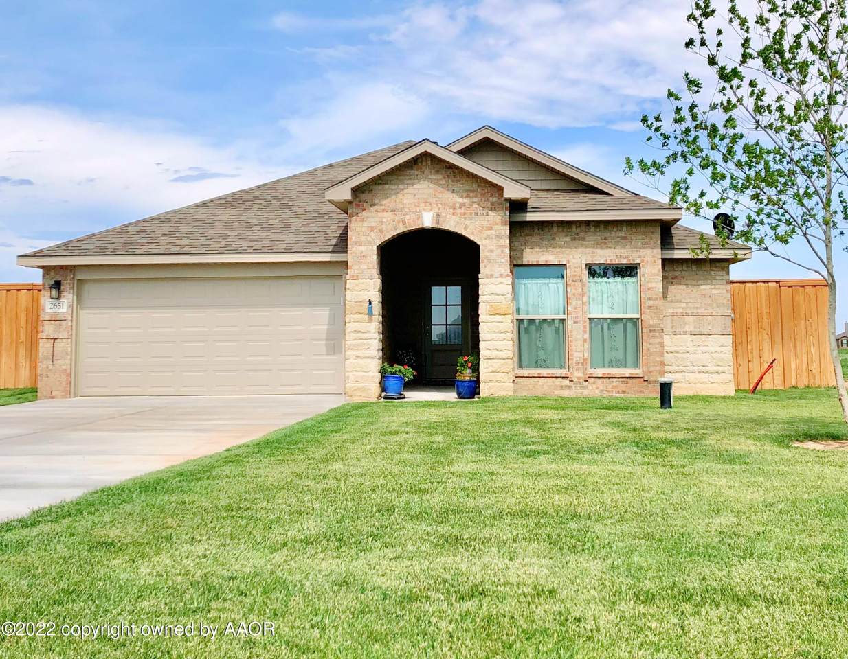 2651 Paige Ln - Photo 1