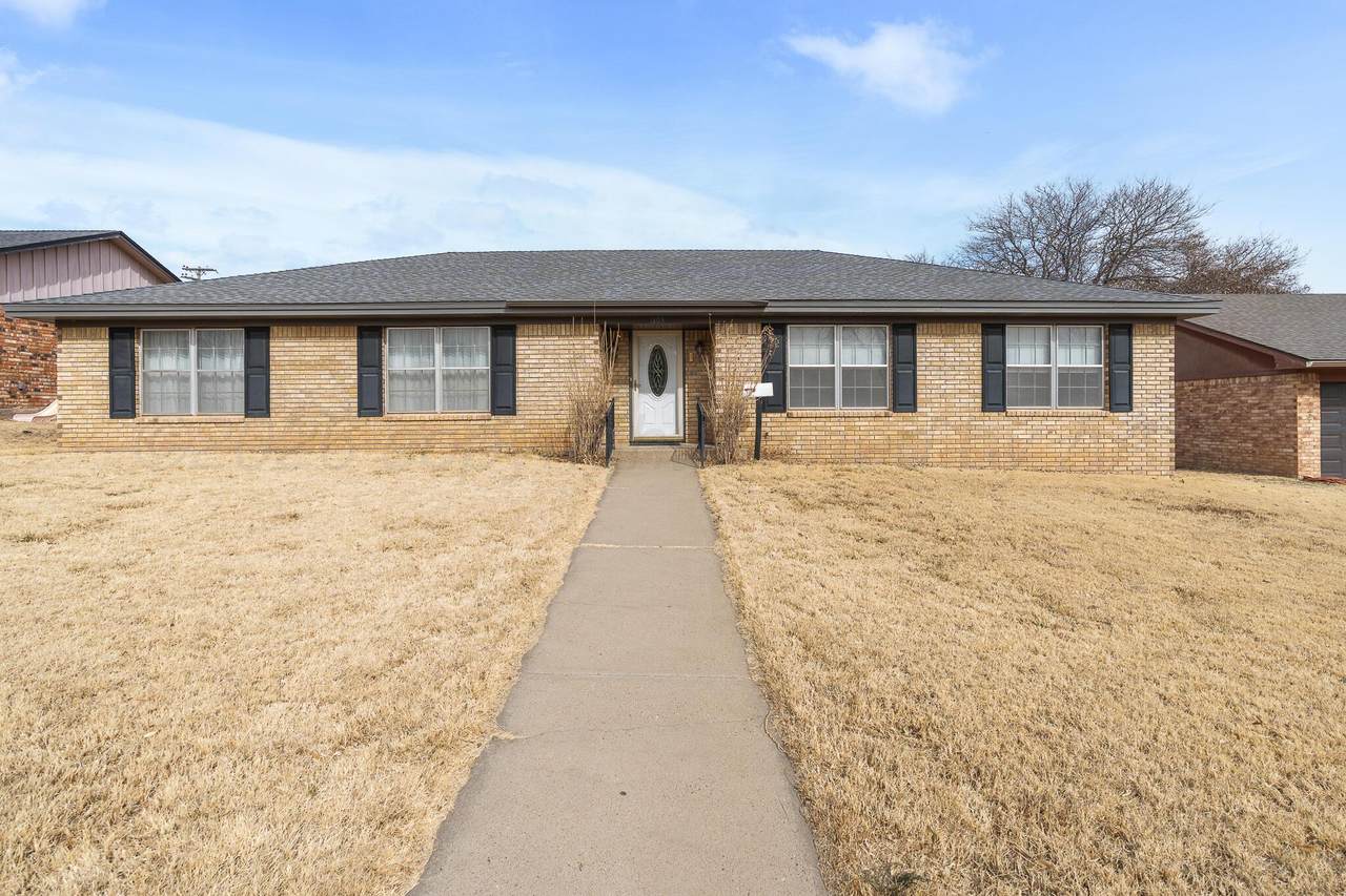 1103 Creekmere Drive - Photo 1