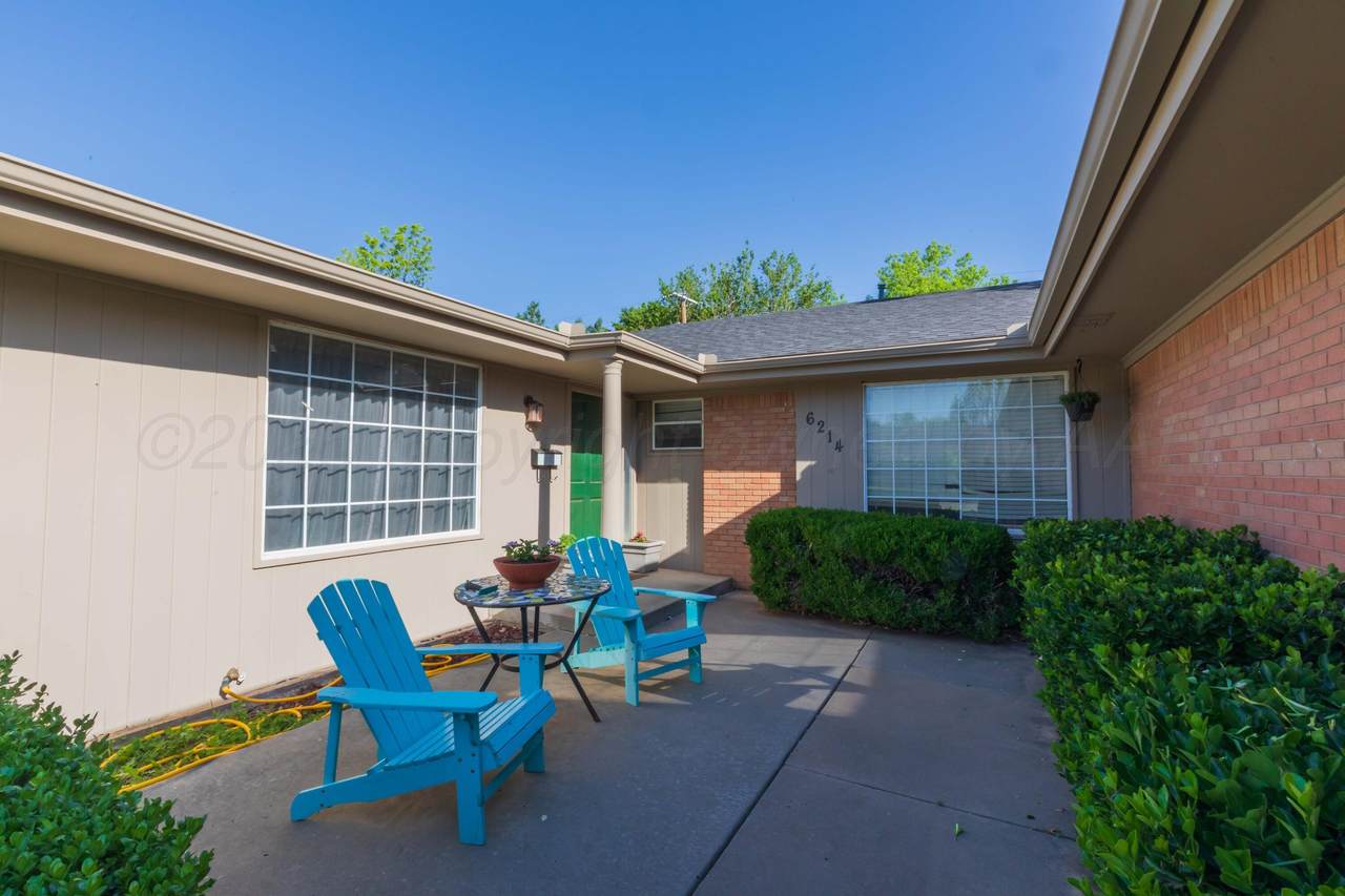 6214 Calumet Road - Photo 1