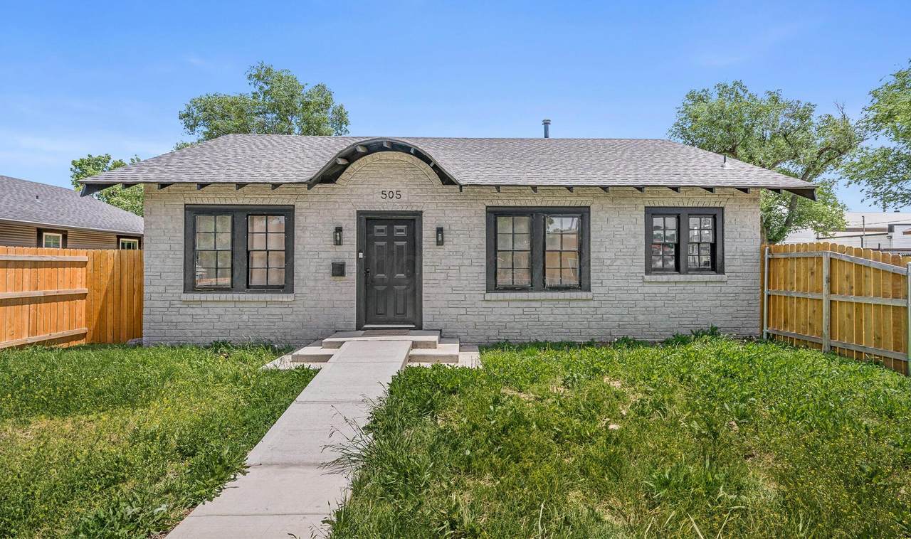 505 Belleview Street - Photo 1