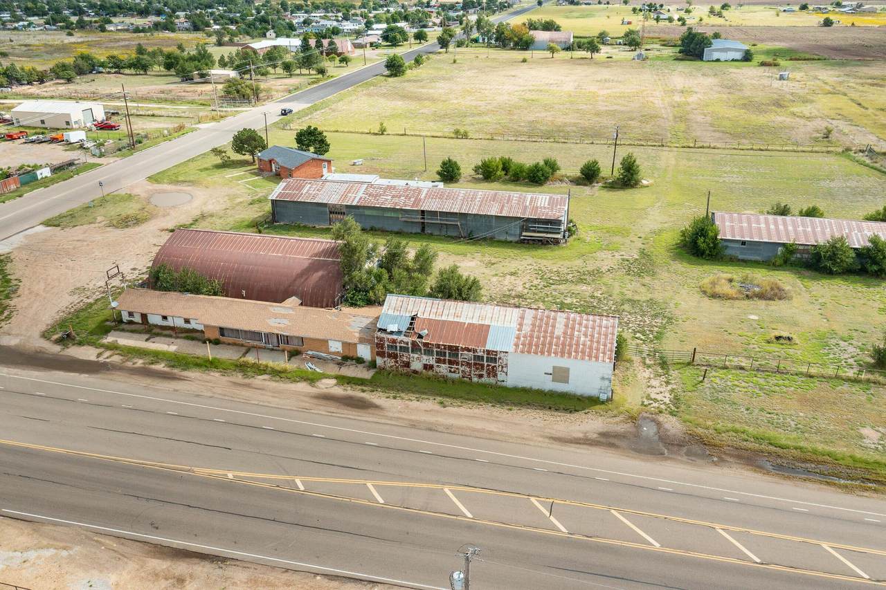 1301 Hobart Street - Photo 1