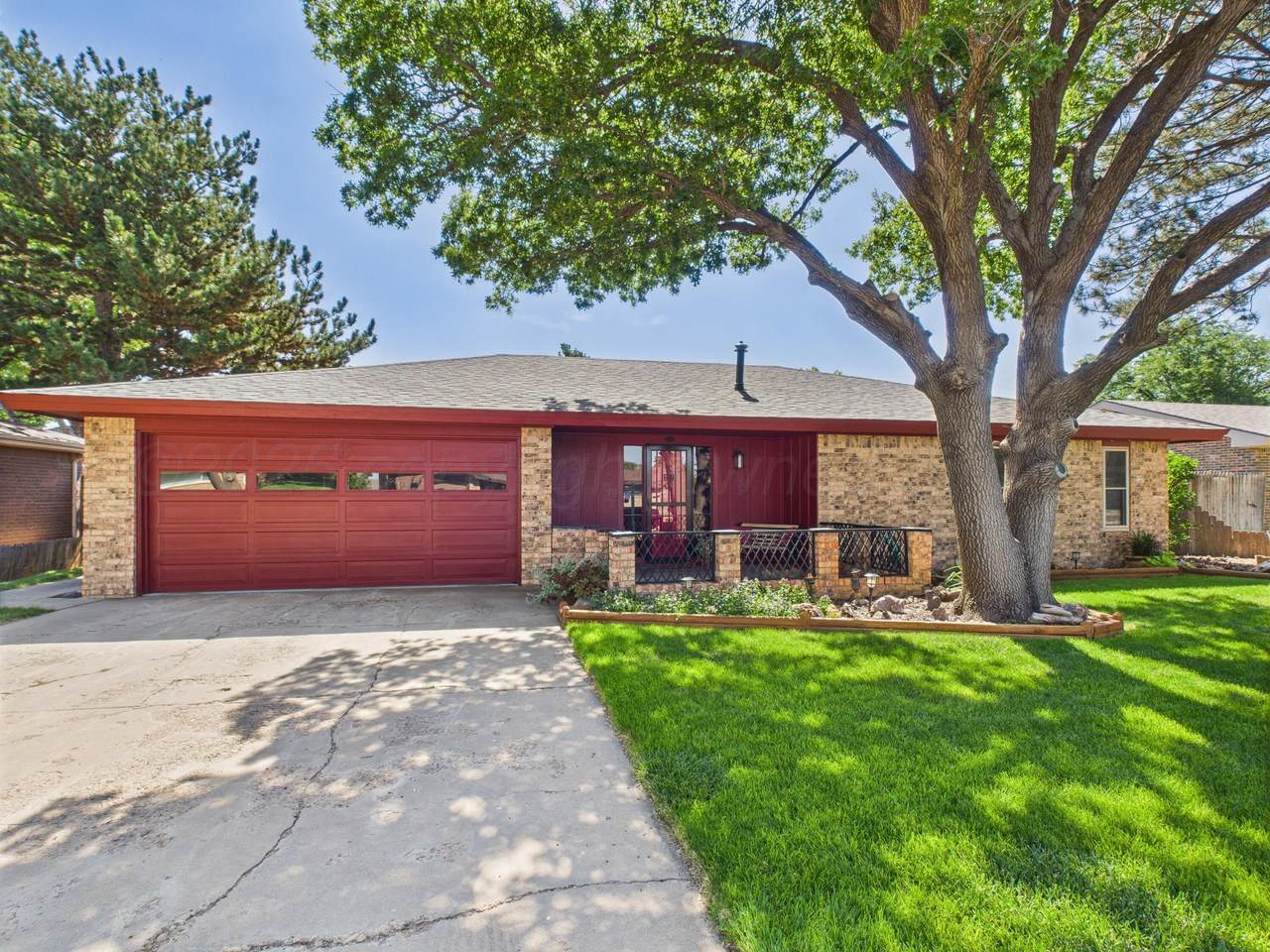 1306 Chestnut Street - Photo 1