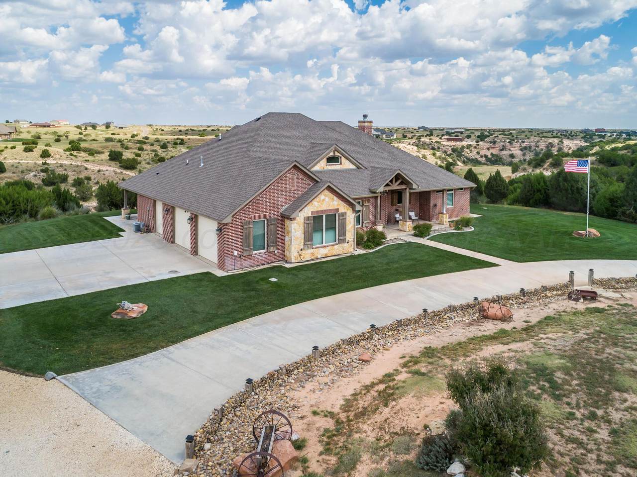 6955 Bluesky Dr - Photo 1