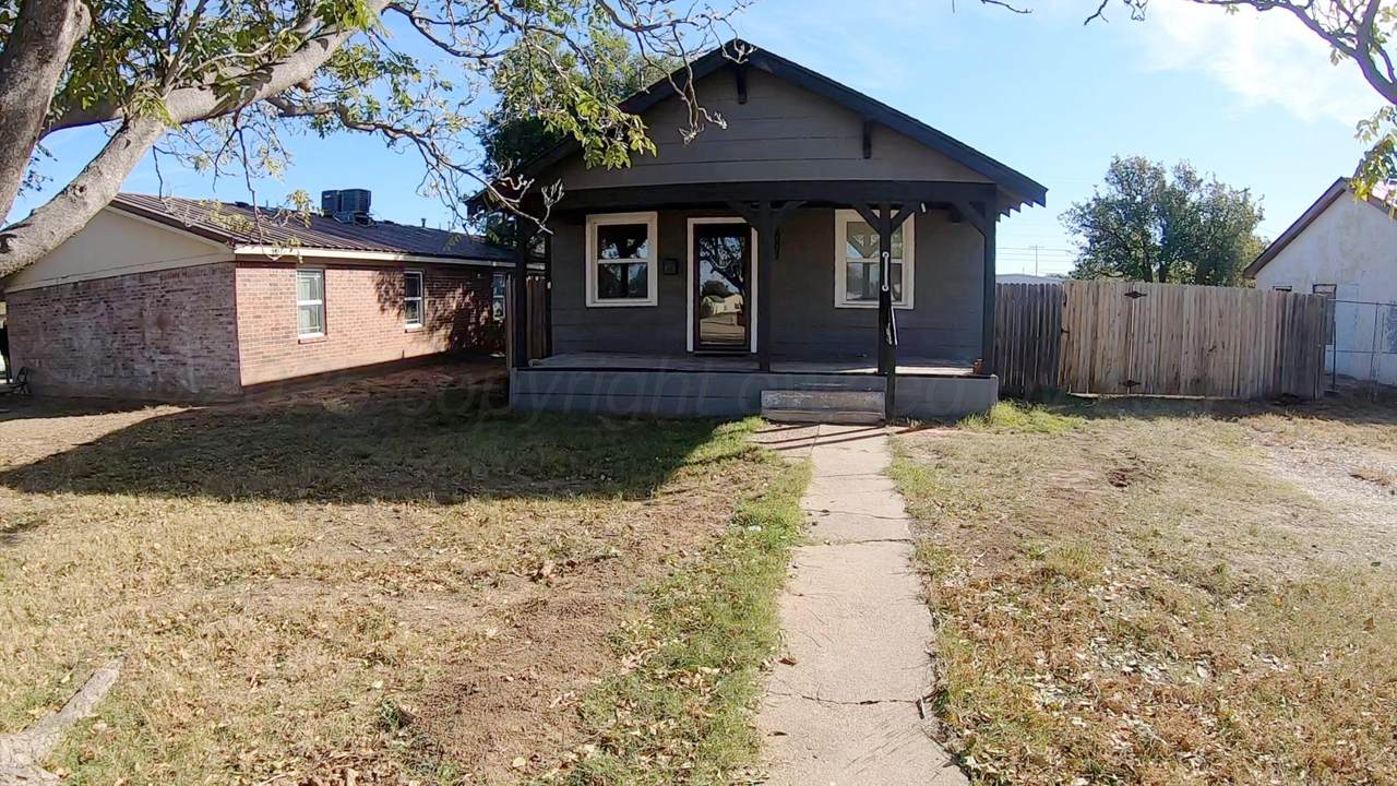 1007 Beard Avenue - Photo 1