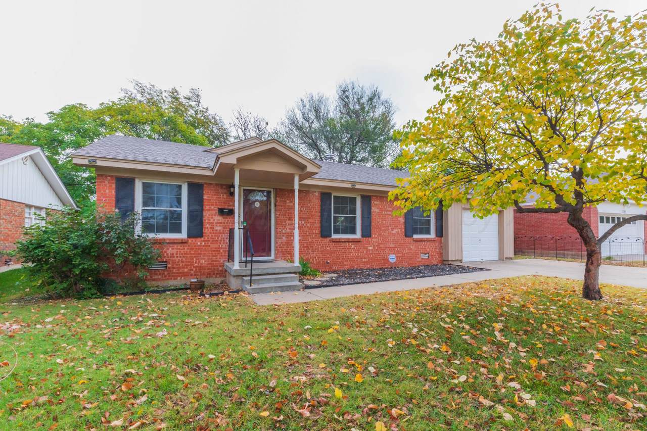 3719 Julie Drive - Photo 1