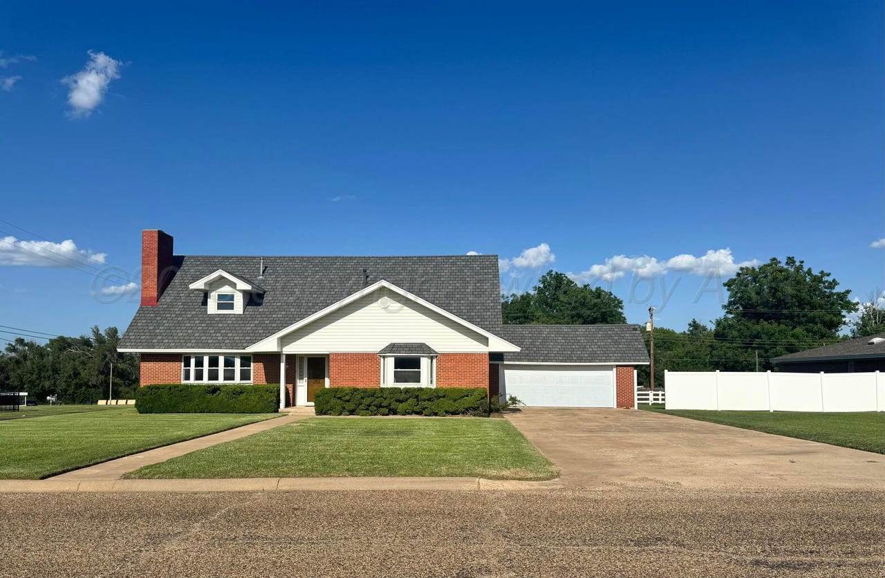 1001 Sweetwater Street - Photo 1