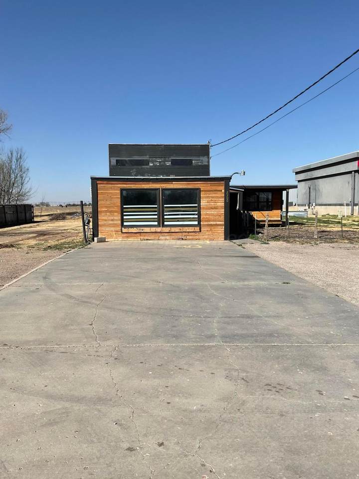 2300 Wells Street - Photo 1