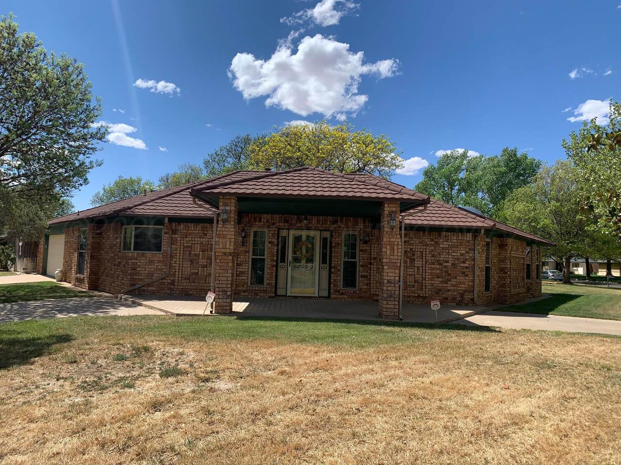 6101 Ridgewood Drive - Photo 1