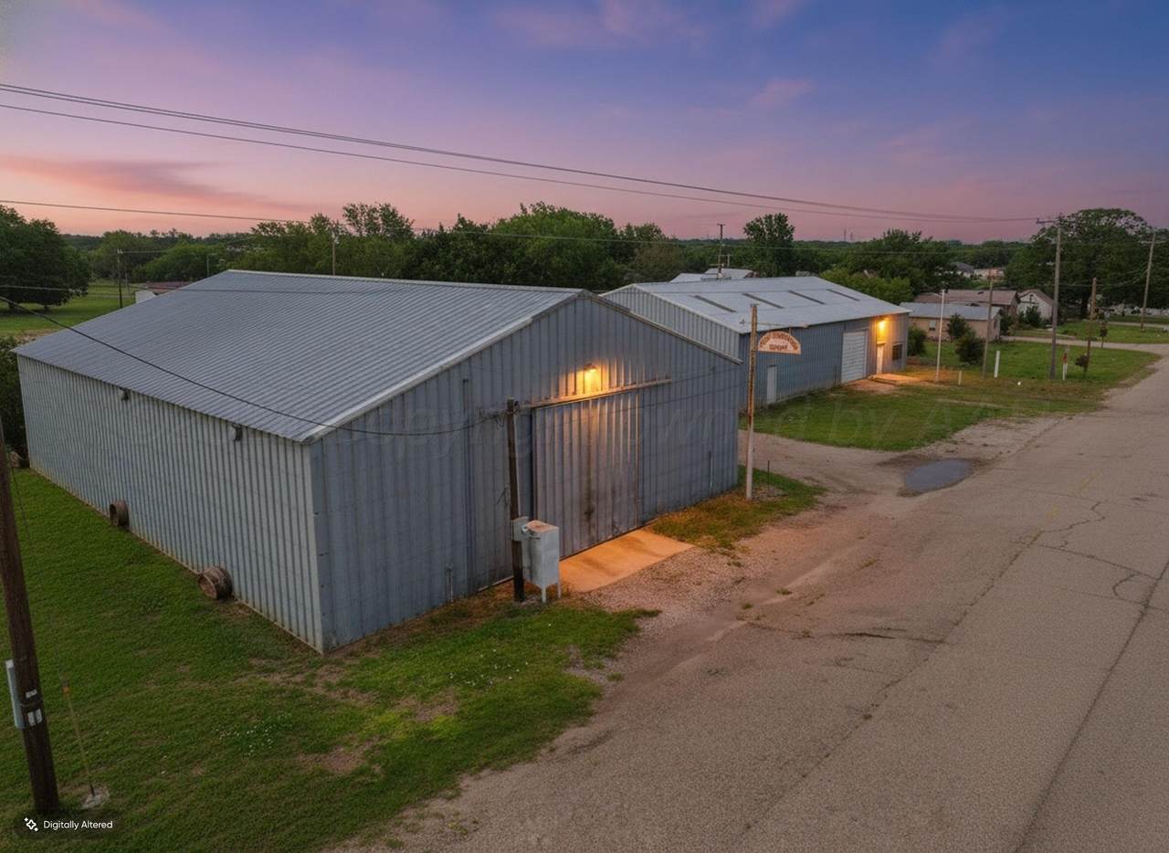 700, 702 Oklahoma - Photo 1