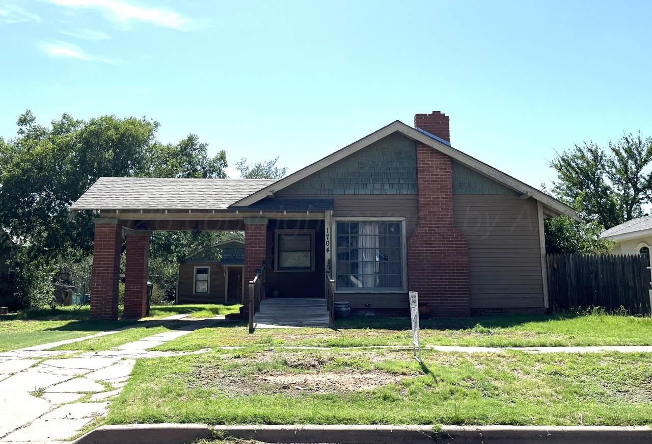 1704 Hughes Street - Photo 1