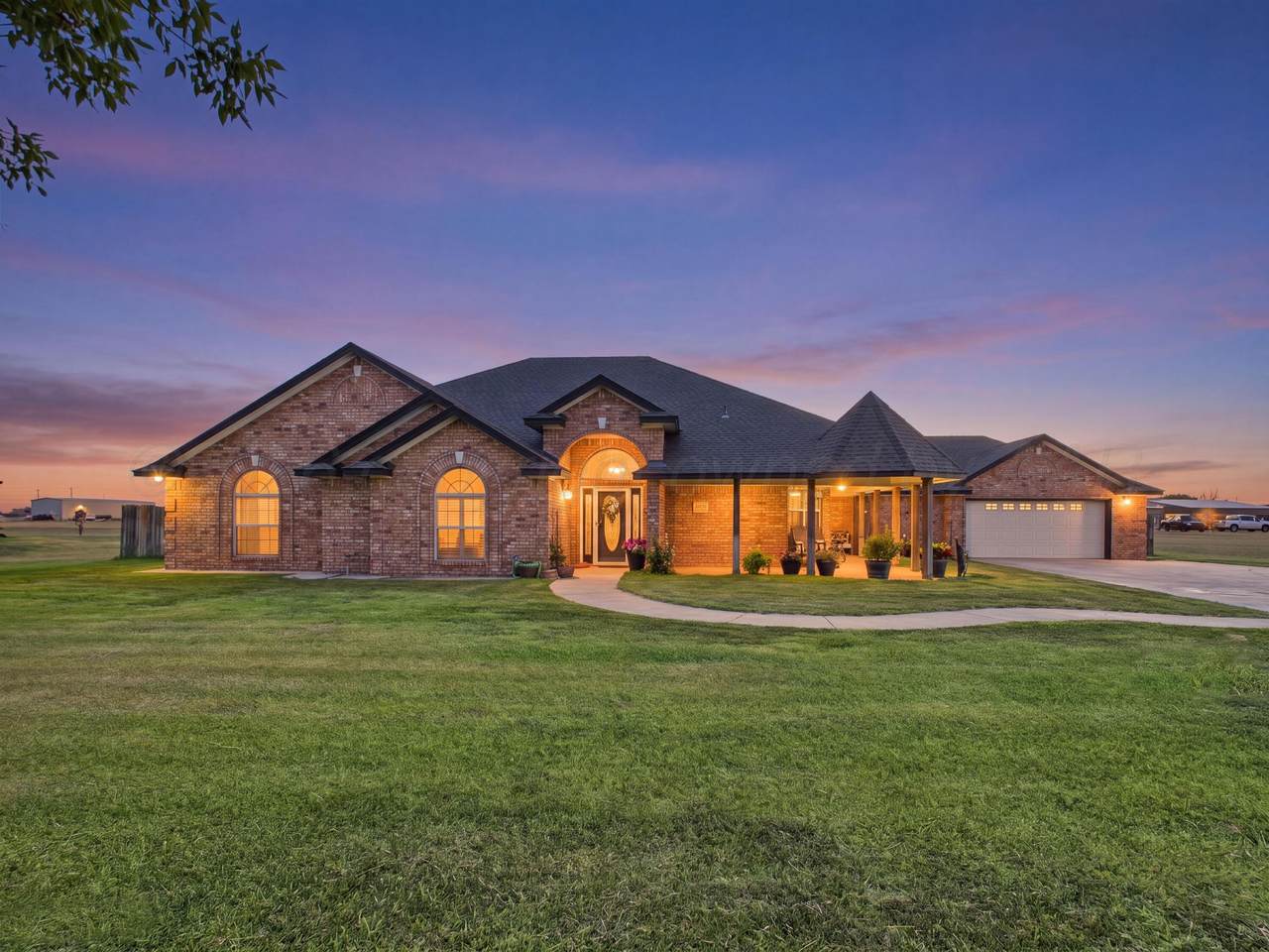 200 Hunter Trail - Photo 1