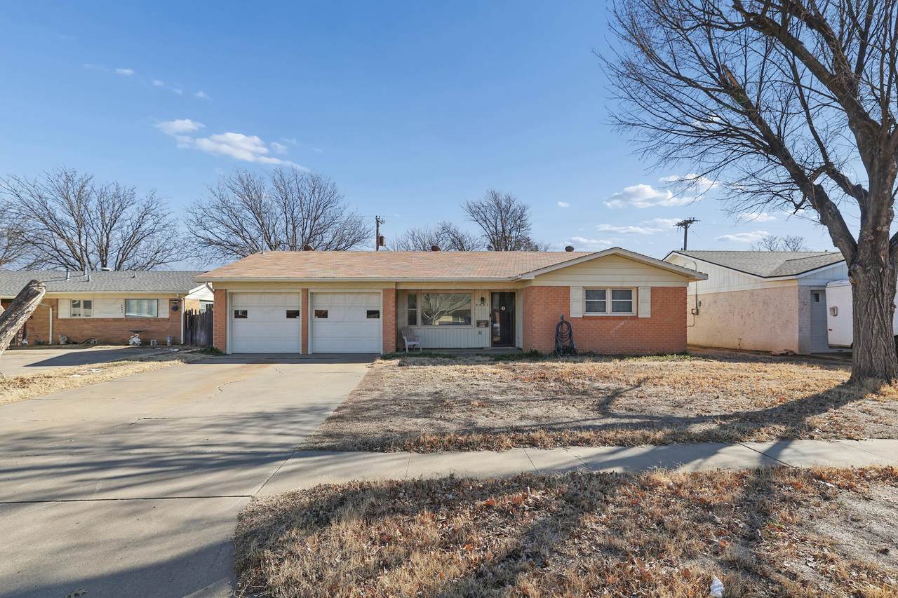 4445 Mesa Circle - Photo 1