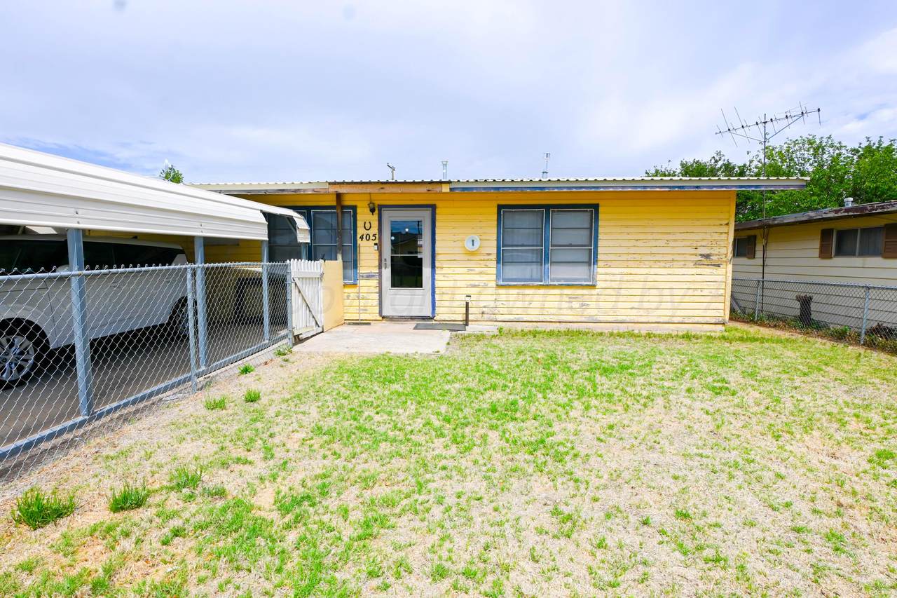405 Brown Avenue - Photo 1