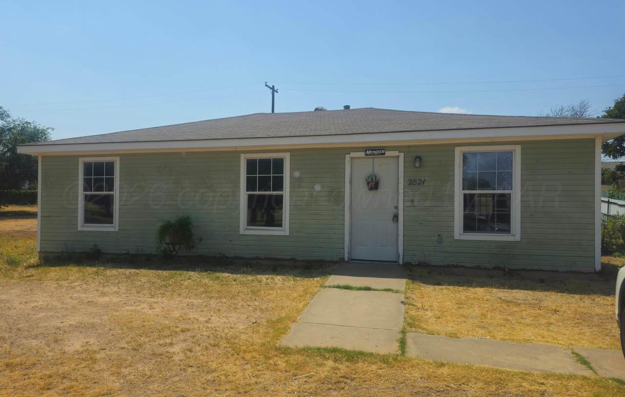 2821 Oak Drive - Photo 1