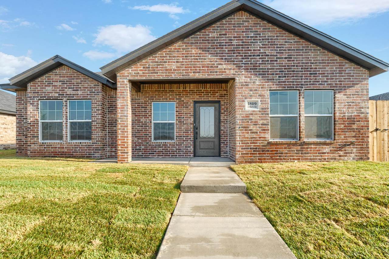 1809 Living Water Drive - Photo 1