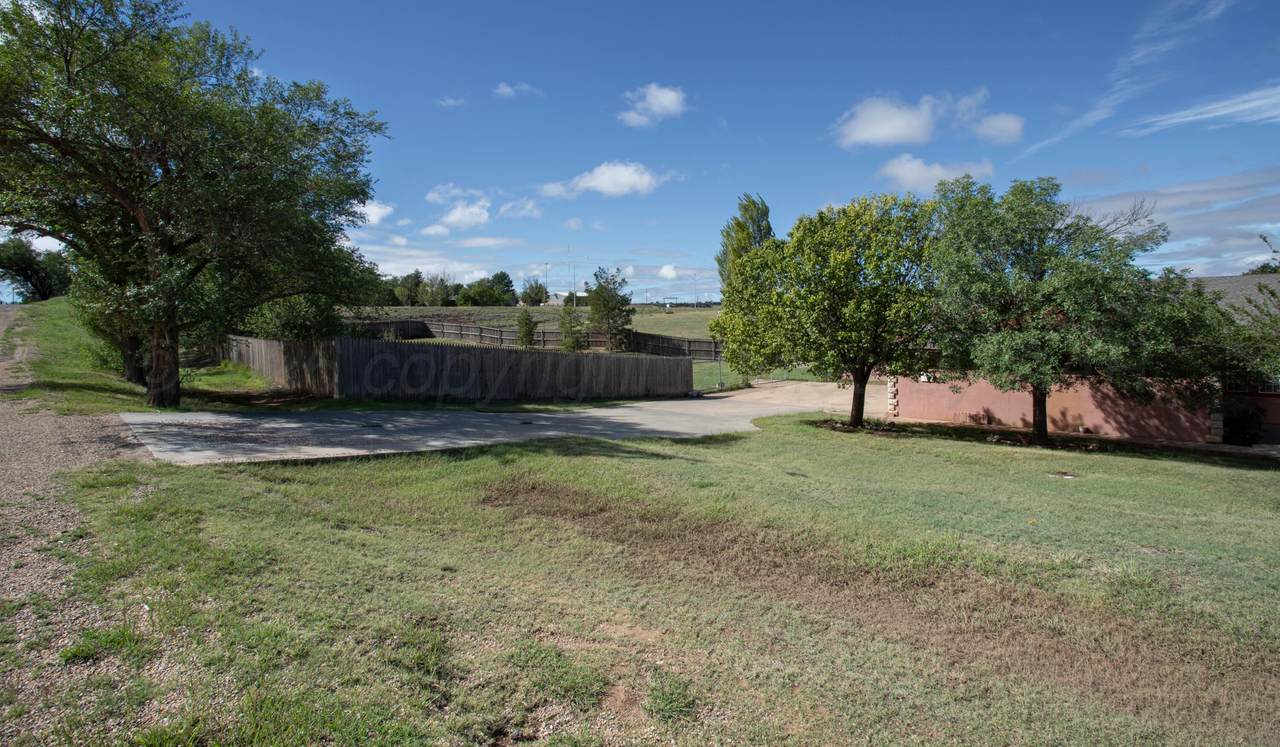 1906 Crestview Avenue - Photo 1