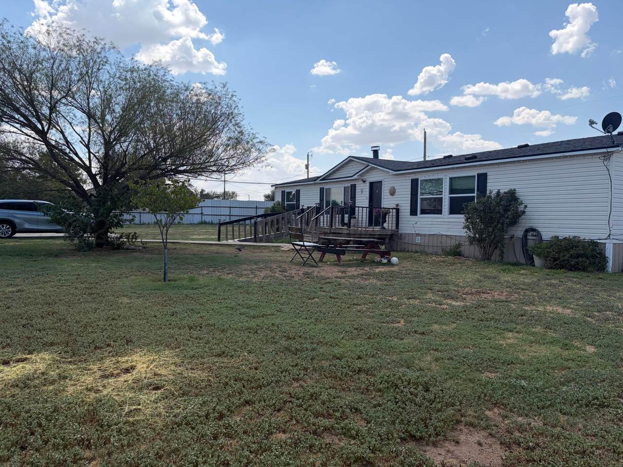 701 Roberts Street - Photo 1