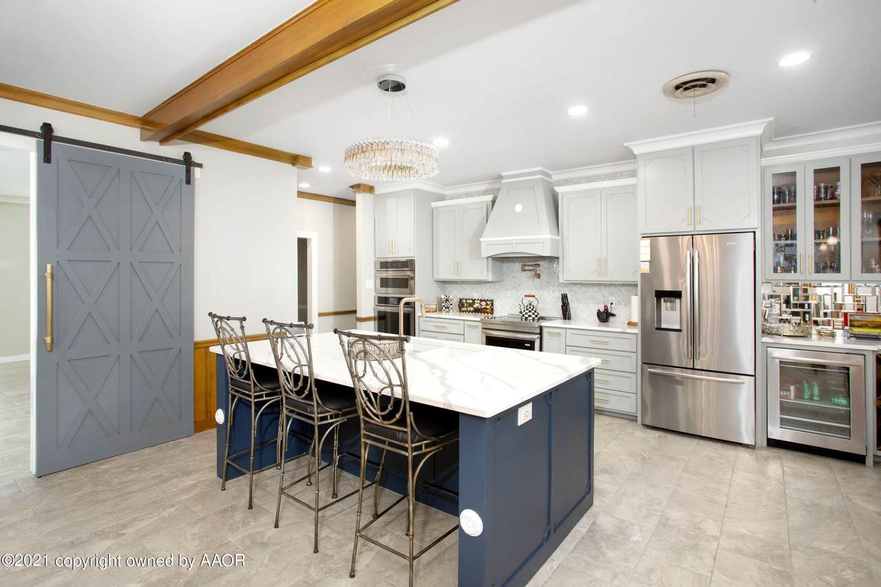 3808 Paramount Blvd - Photo 1