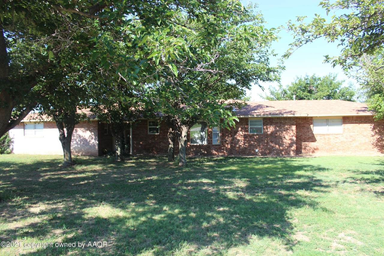 864 County Road R - Photo 1