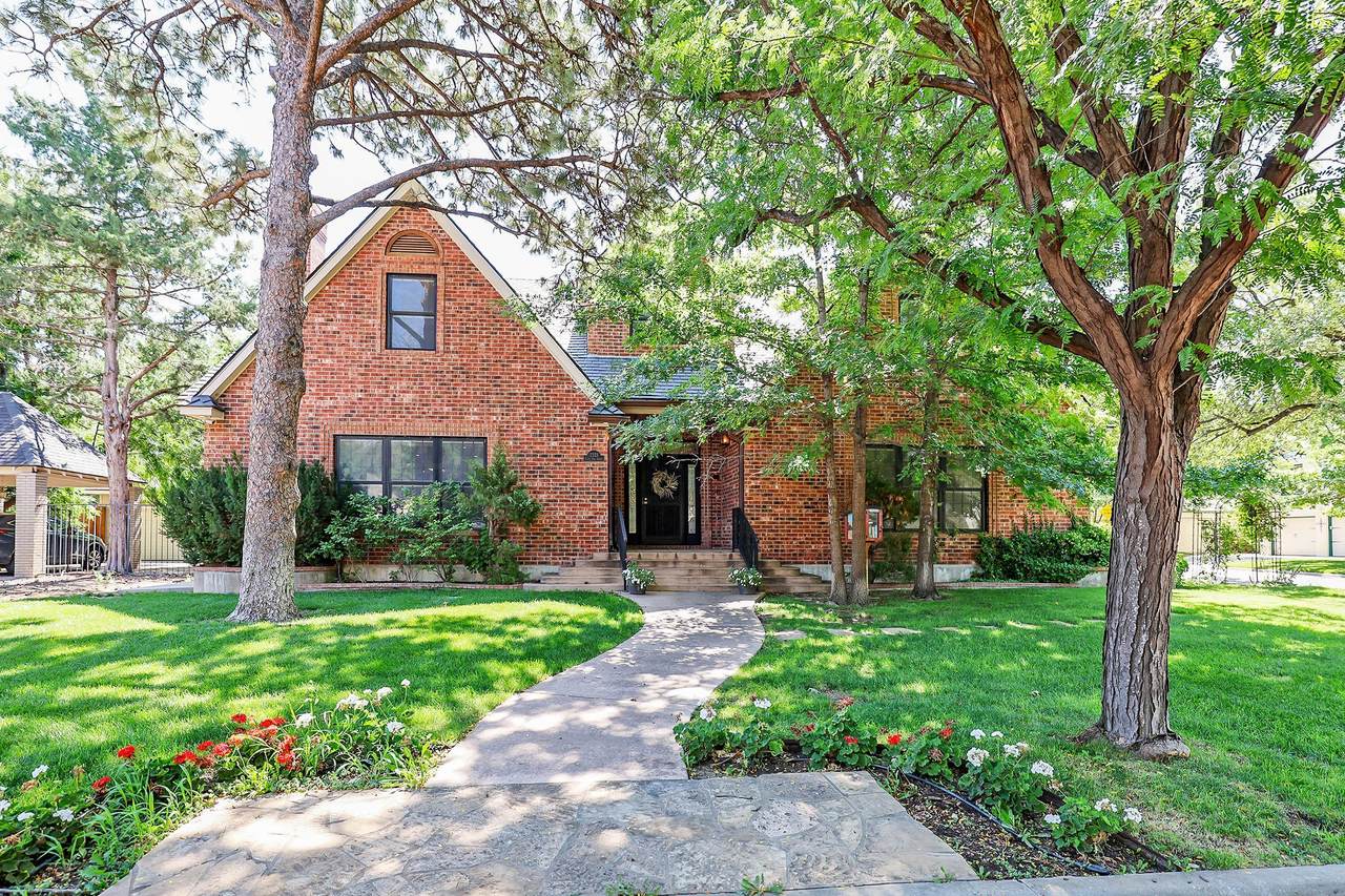 2223 Ong Street - Photo 1