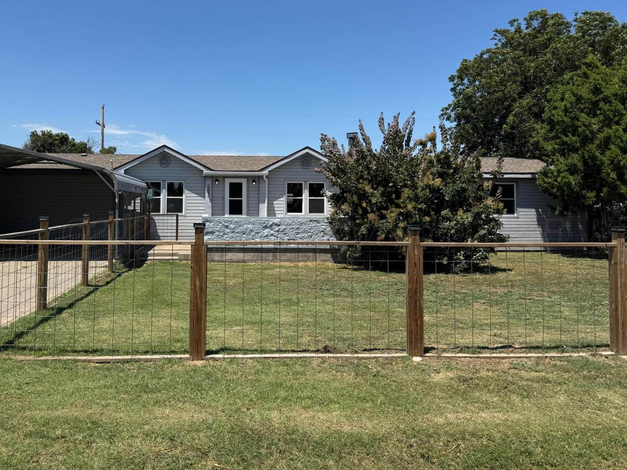 403 Aaron Road - Photo 1