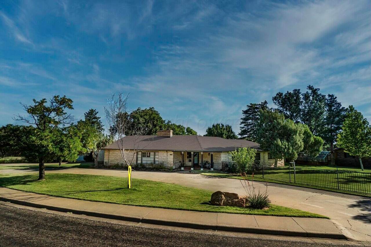 4502 2ND Avenue - Photo 1