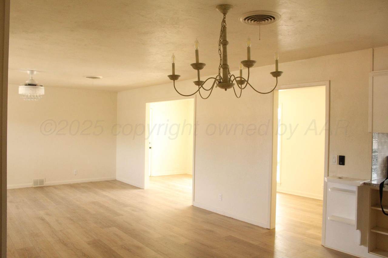 409 Holman Lane - Photo 1