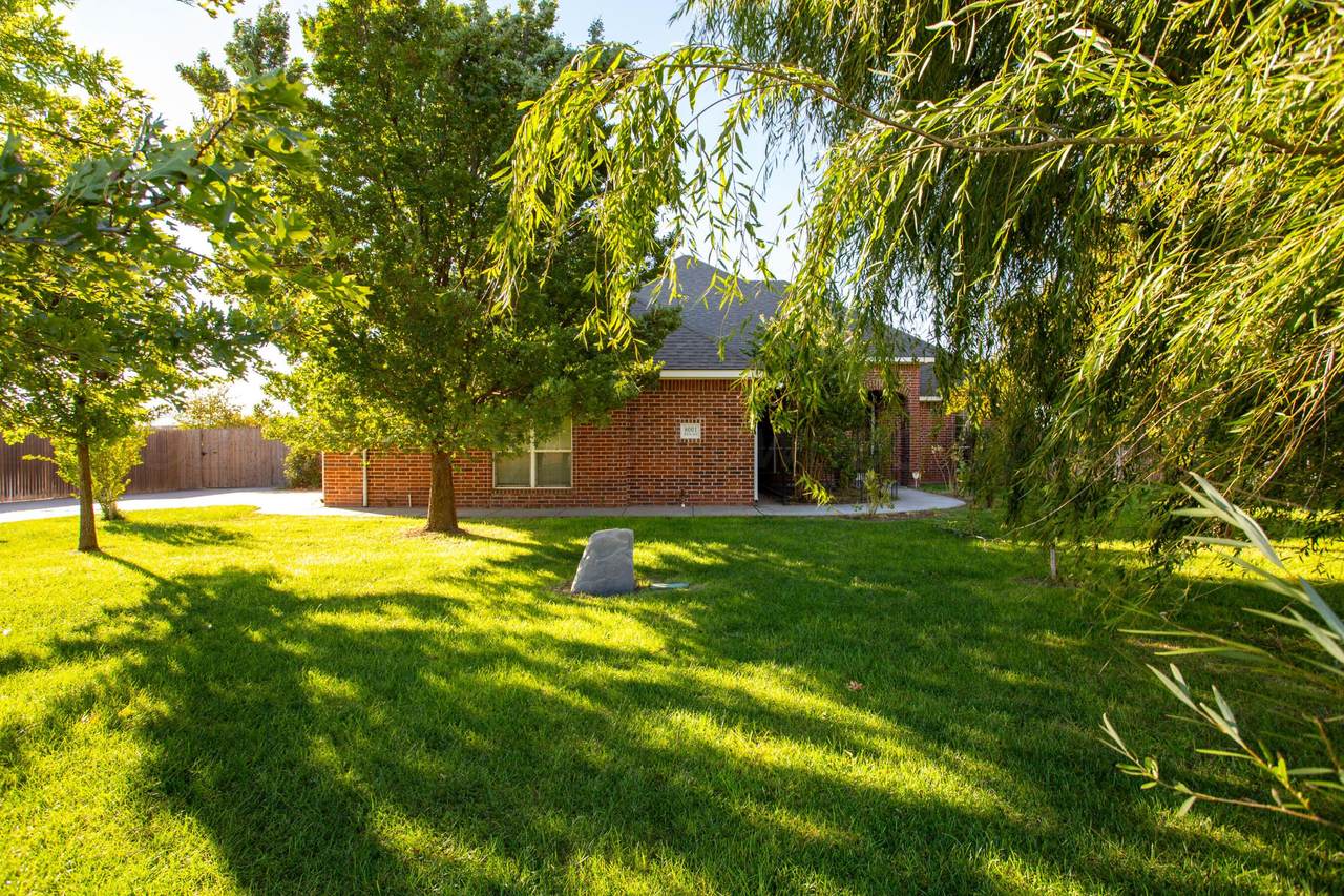 8001 Raburn Lane - Photo 1