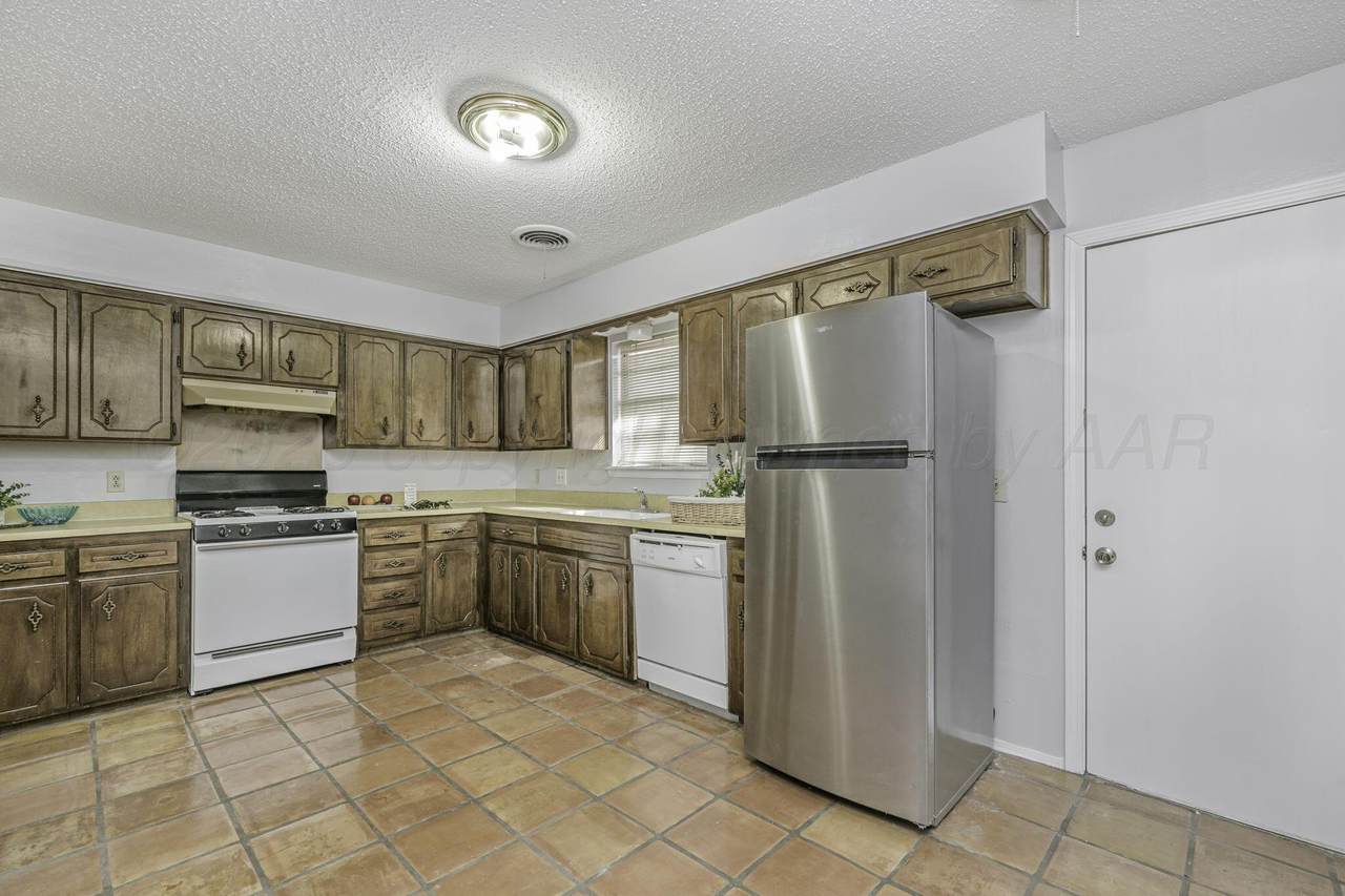 1811 Wisdom Drive - Photo 1