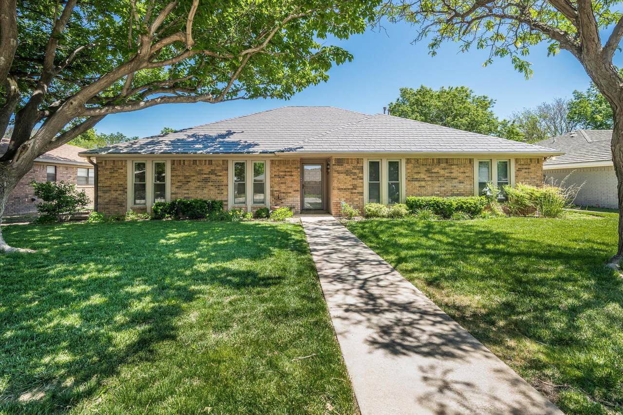 6810 Montague Drive - Photo 1
