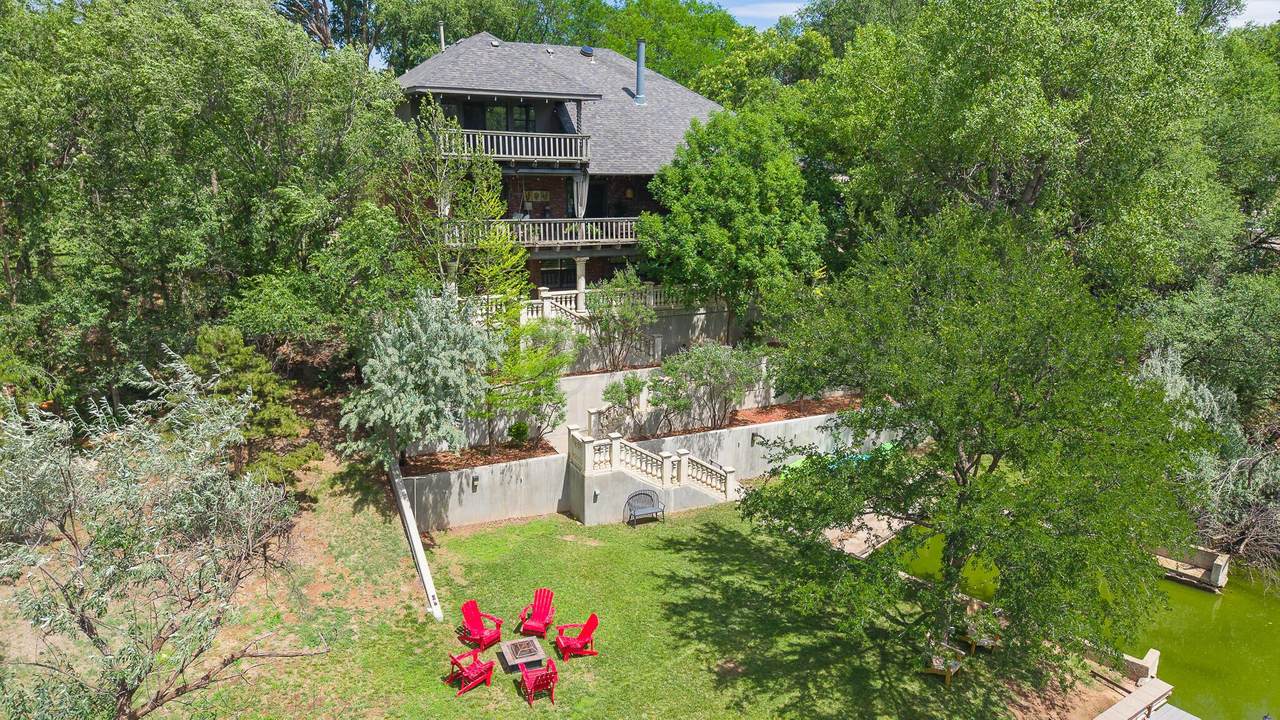170 Dolphin Terrace - Photo 1
