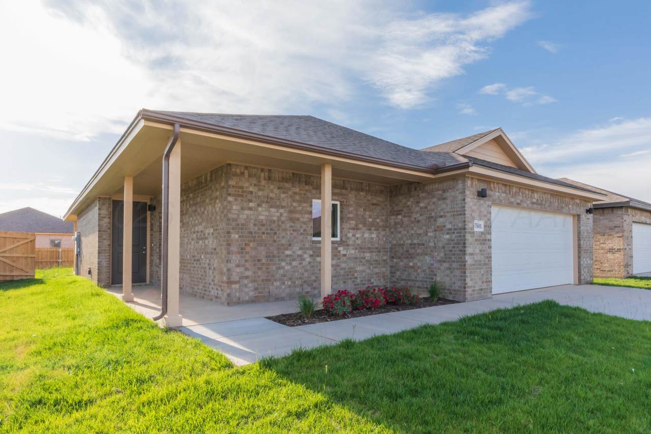 7601 Beck Drive - Photo 1