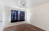 2402 Walnut Street - Photo 8