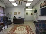 2711 Paramount Boulevard - Photo 9