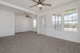 707 Manhattan Street - Photo 2