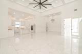 2909 Daytona Avenue - Photo 2