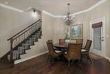 7908 London - Photo 20