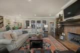7908 London - Photo 9
