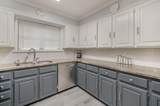 5901 Hampton Drive - Photo 7