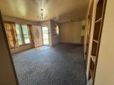 1030 Thrams Street - Photo 8