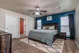 606 Elgin Street - Photo 12