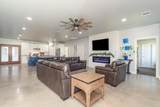 5415 Fm 809 - Photo 4